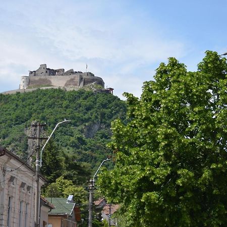 Apartament Regim Hotelier Дева Екстер'єр фото